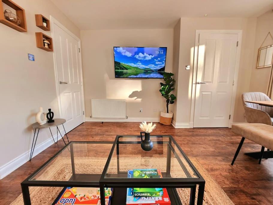 Modern 5 Bedroom Townhouse With Free Parking غلاسغو المظهر الخارجي الصورة