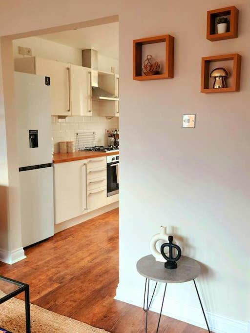 Modern 5 Bedroom Townhouse With Free Parking غلاسغو المظهر الخارجي الصورة